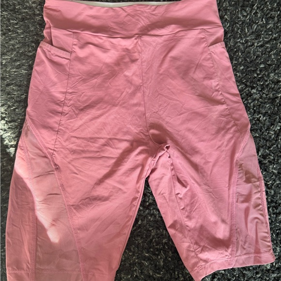 Gymshark short - Picture 2 of 3